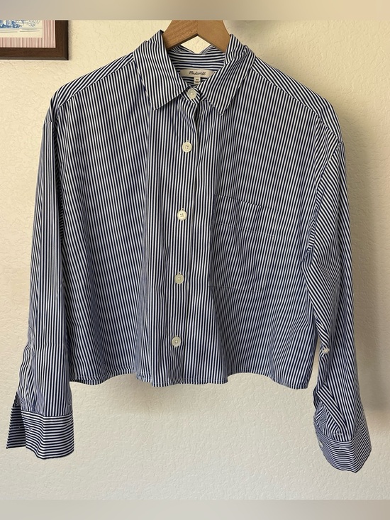 Madewell Tops - Madewell straight hem shirt